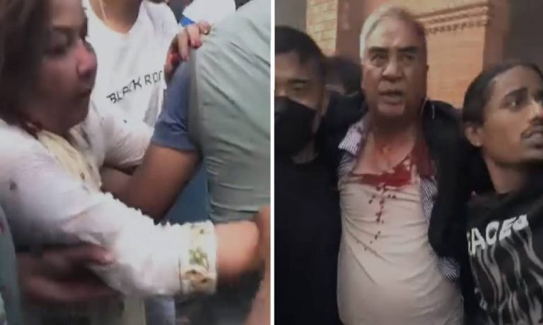 देउवा दम्पती डिस्चार्ज हुँदै