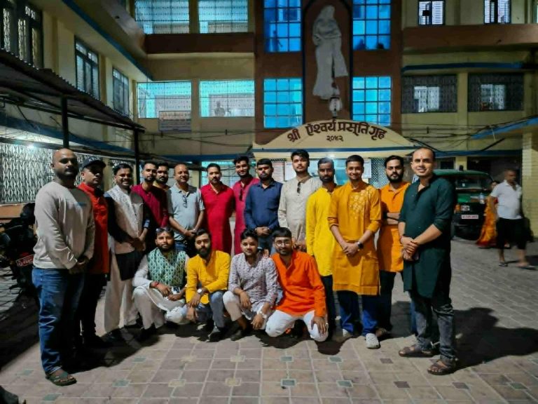 हिन्दू स्वयंसेवक संघ वीरगन्जद्वारा दीपावलीको अवसरमा मिठाई वितरण कार्यक्रम सम्पन्न