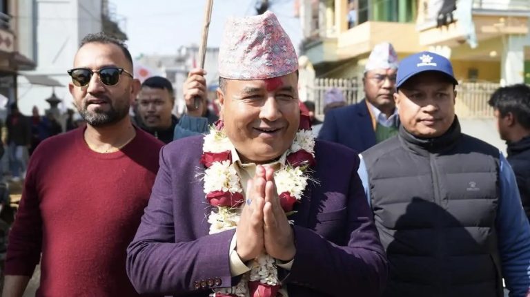 गल्ती स्विकार्न नचाहेका महेश बस्नेतको भनाइः ‘गलत नियतले प्रचार गरियो’