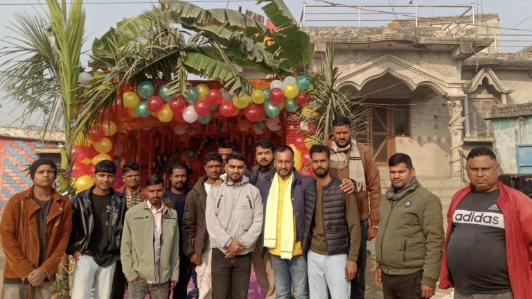 भाषण होइन, संवाद रोज्दै रूपेश पाण्डे: पर्सा–३ मा एमालेको घरदैलो राजनीति