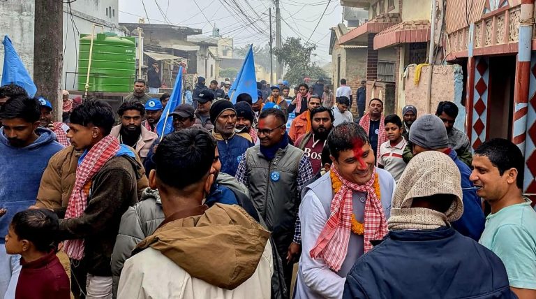 रास्वपाको नगवा घरदैलोमा स्थानीयको उल्लेख्य सहभागिता