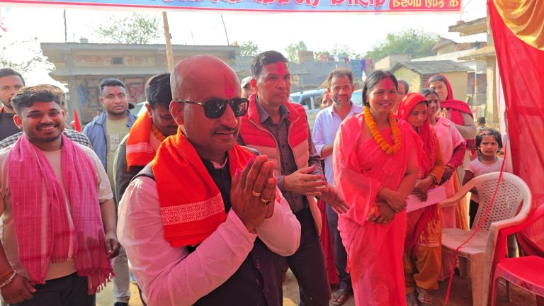 पटेर्वा सुगौली–५ मा नेकपा एमालेको क्षेत्रीय सम्पर्क कार्यालय उद्घाटन