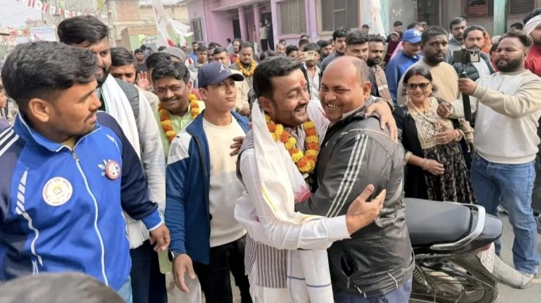 प्रदीप यादवको घरदैलो अभियान तीव्र : पर्सा–१ मा ‘सूर्य’ मा मत दिन आग्रह