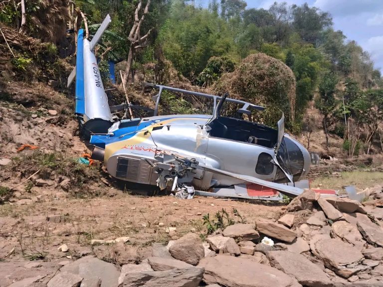 खोटाङमा एयर डाइनेस्टी हेलिकप्टर दुर्घटना, सबै सवार सकुशल : कम्पनीको आधिकारिक भनाइ के ?