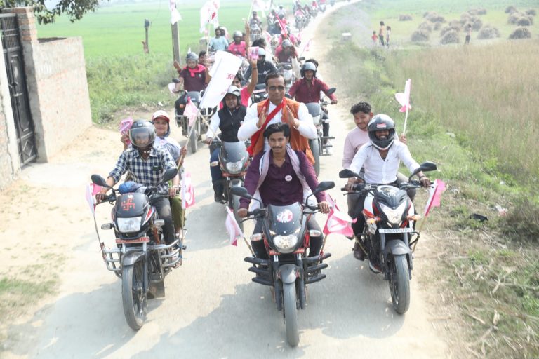 पर्सा–१ मा जनमत पार्टी उम्मेदवार सरार्फको समर्थनमा मोटरसाइकल र्‍याली