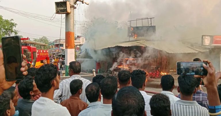 अस्पतालको आइसीयूमा आगलागी: १० बिरामीको मृत्यु, सरकारद्वारा राहत घोषणा