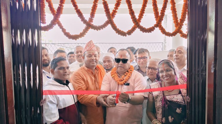 वीरगंजको वडा नं. ८ ले पायो आफ्नै सुविधा सम्पन्न भवन, महानगर प्रमुख सिंहद्वारा उद्घाटन