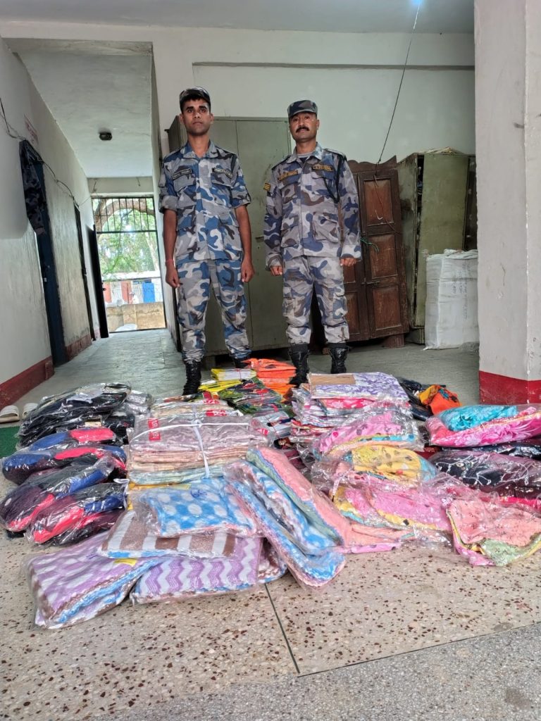 विशेष सूचनापछि घरमै छापा, लाखौँको अवैध कपडासहित १७ लाखभन्दा बढीको बरामद