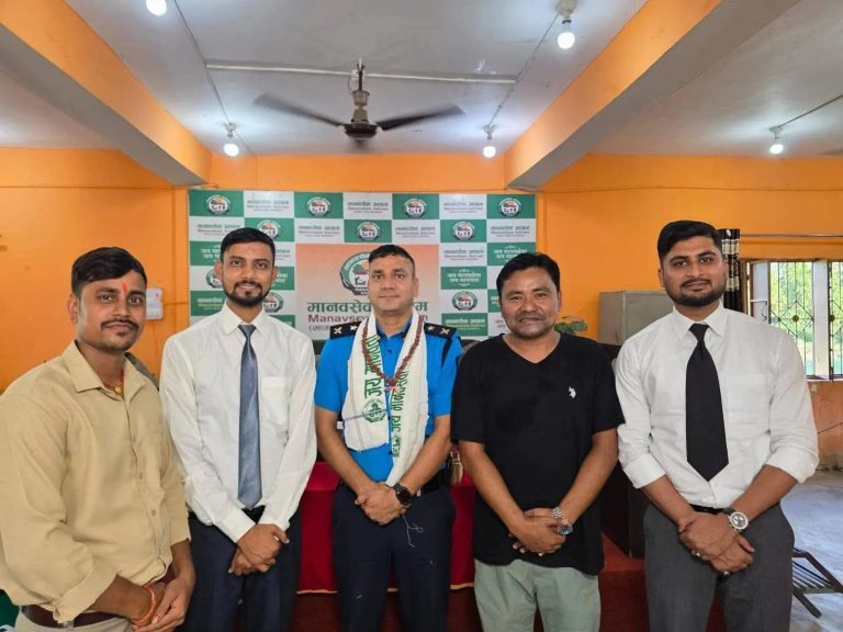 डीएसपी चक्र मल्लद्वारा मानवसेवा आश्रम वीरगंजको अवलोकन