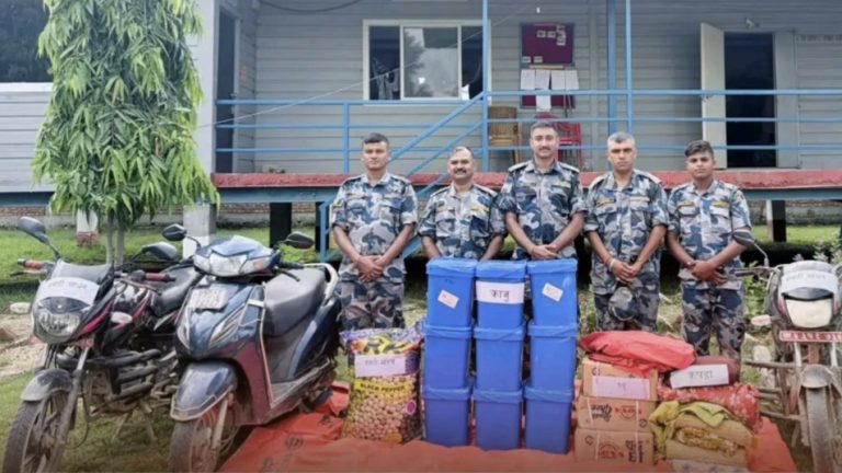 ३ मोटरसाइकलसहित ९ लाख बढीको अवैध सामान नियन्त्रणमा