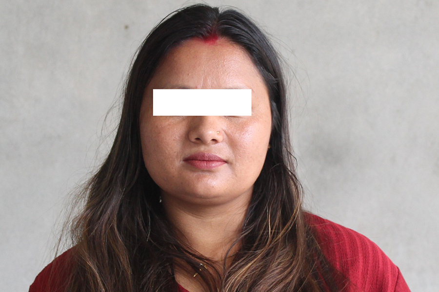प्रहरीको असई बनेर १५ लाखभन्दा बढी ठगी गरेको आरोपमा महिला पक्राउ