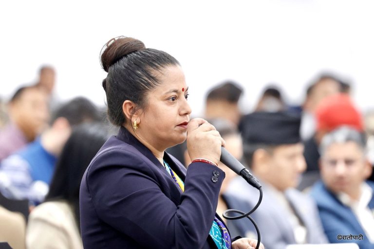 ठोरी नाकाको समस्या समाधान गर्न सांसद थपलियाको माग